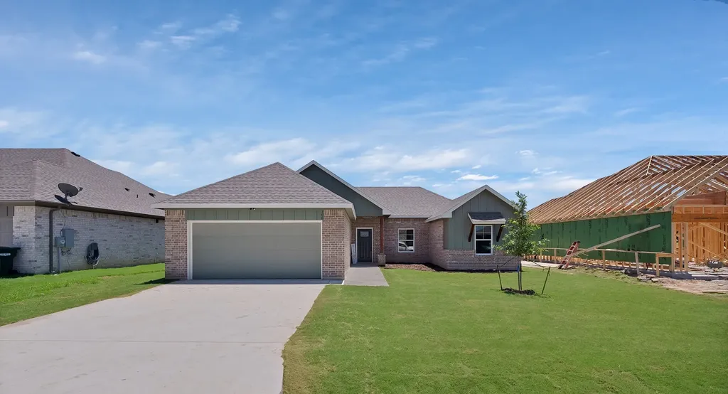 109 Panther Loop Mabank TX 75147