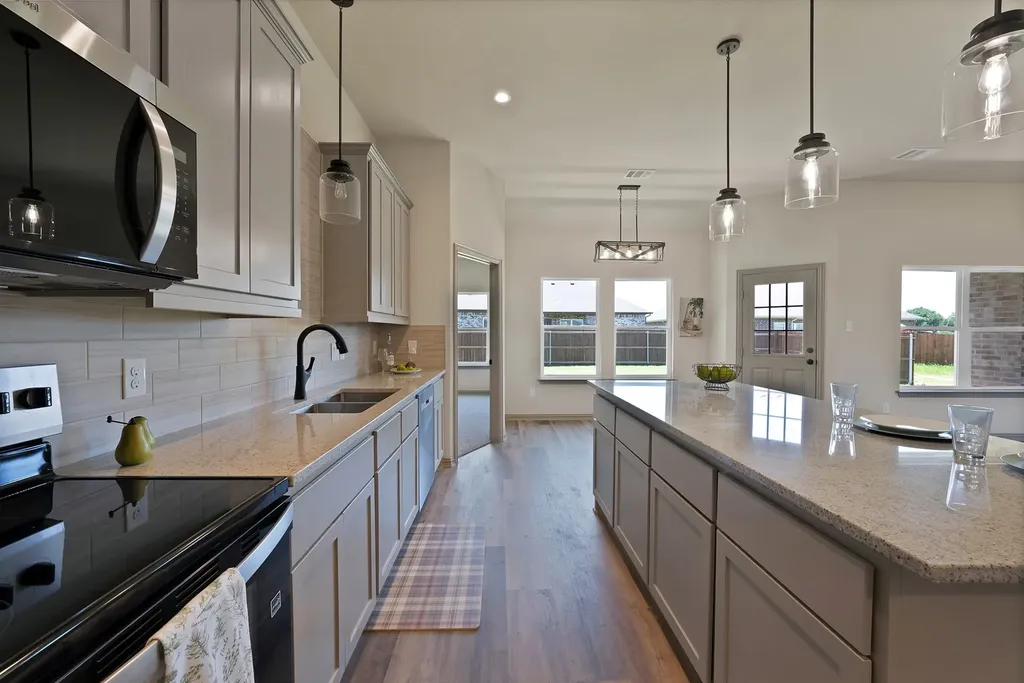 109 Panther Loop Mabank TX 75147