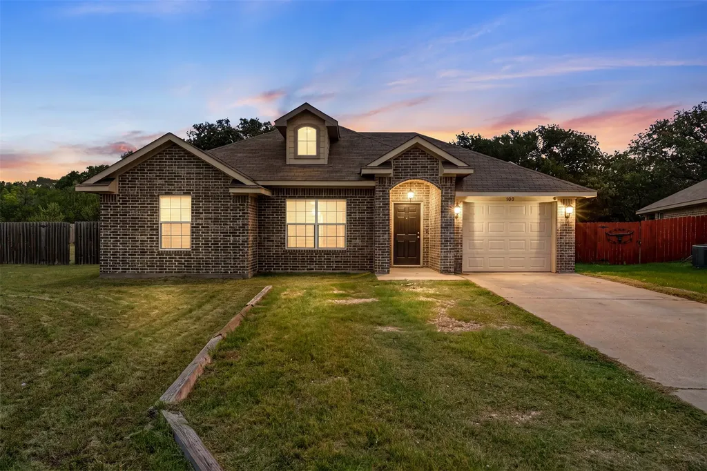 100 Tomahawk Drive Lacy Lakeview TX 76705