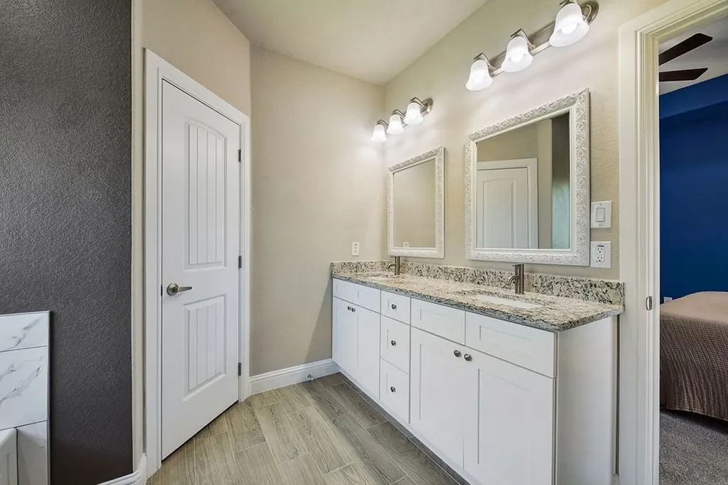 836 Haynie Drive Runaway Bay TX 76426