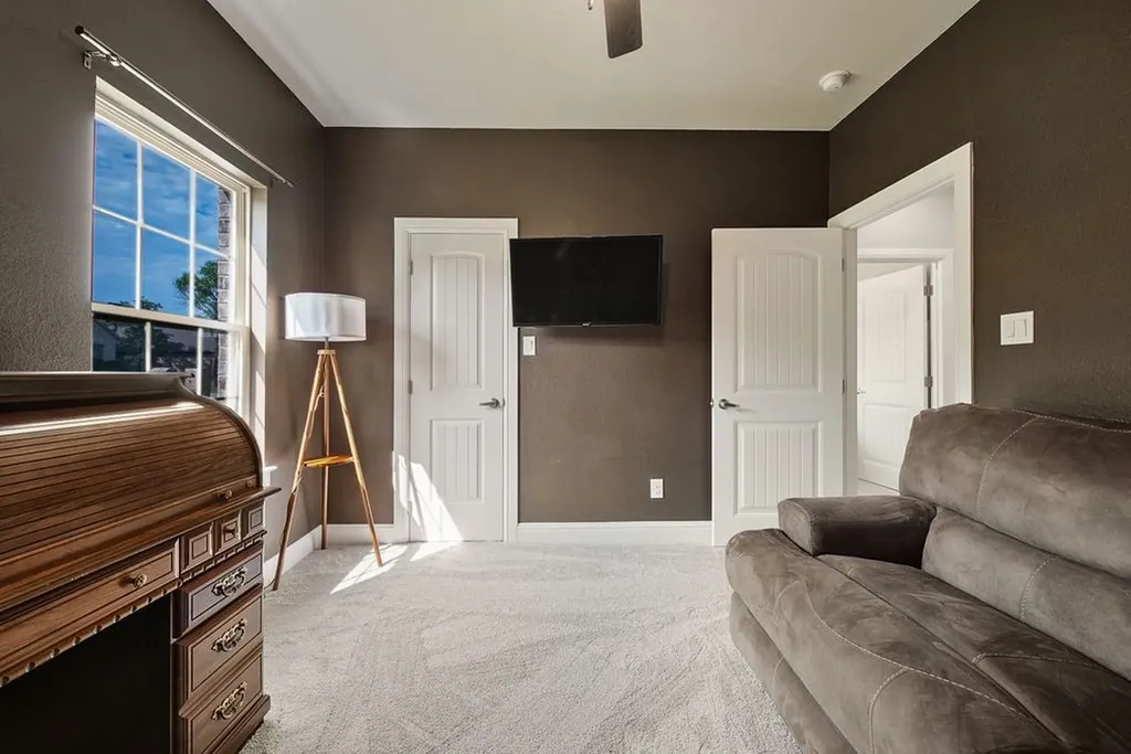 836 Haynie Drive Runaway Bay TX 76426