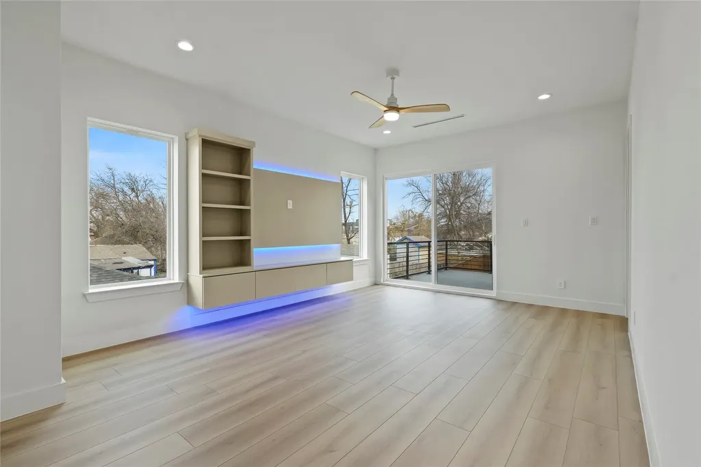 4016 Puget Street Dallas TX 75212