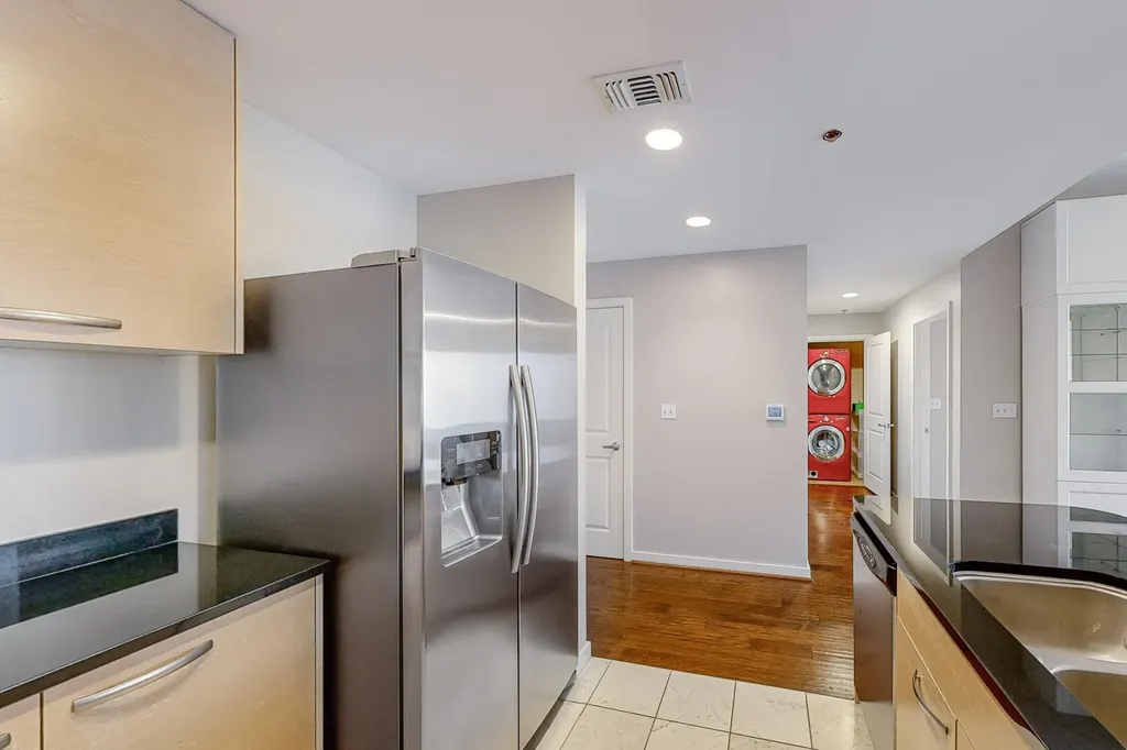 1200 Main Street Dallas TX 75202