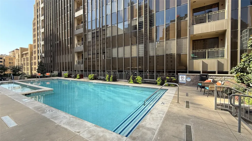 1200 Main Street Dallas TX 75202