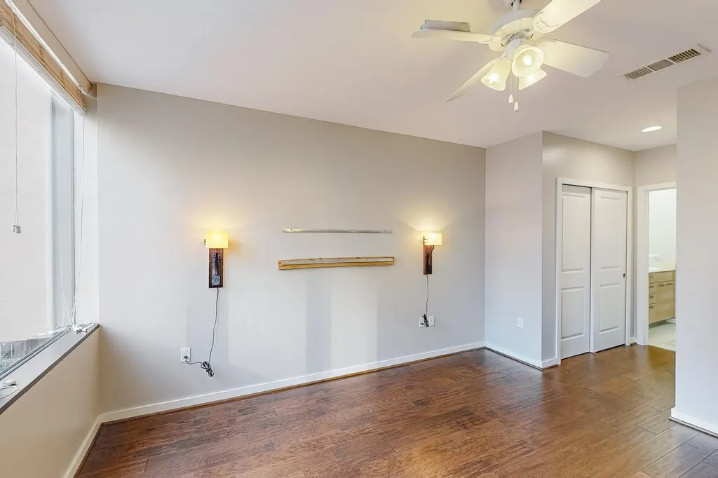 1200 Main Street Dallas TX 75202