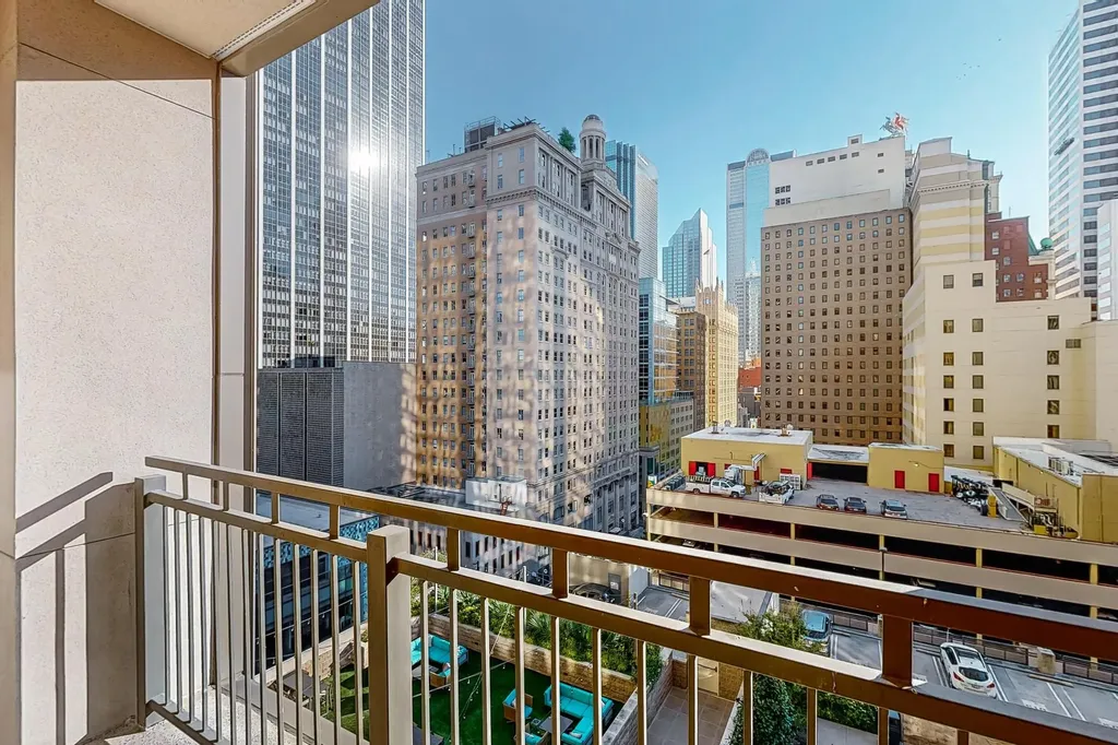 1200 Main Street Dallas TX 75202
