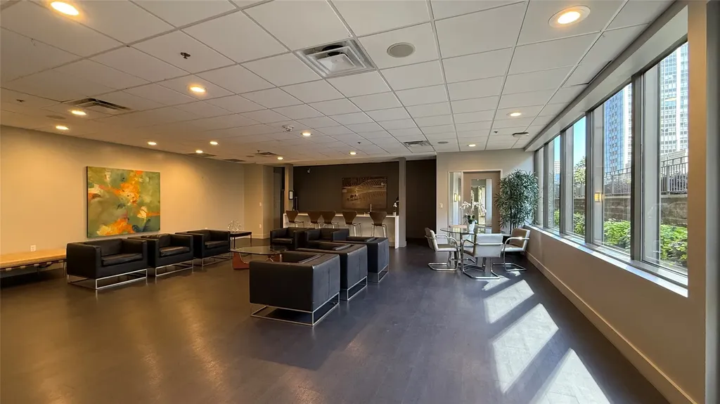 1200 Main Street Dallas TX 75202