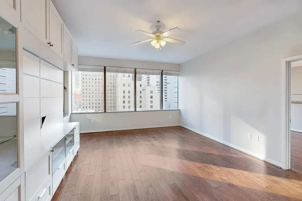 1200 Main Street Dallas TX 75202