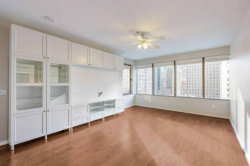 1200 Main Street Dallas TX 75202