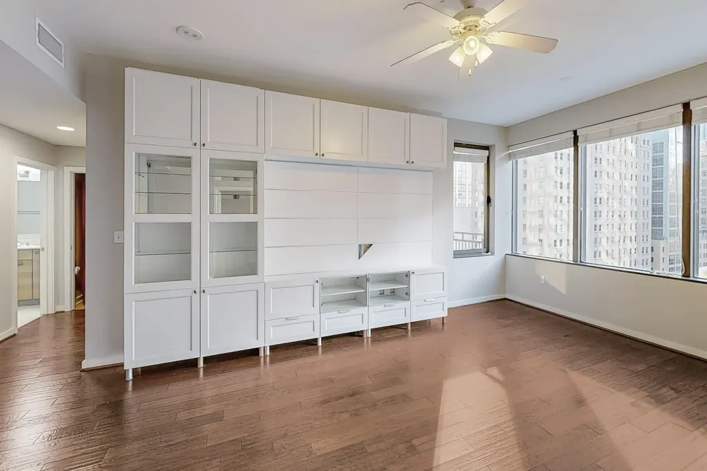 1200 Main Street Dallas TX 75202