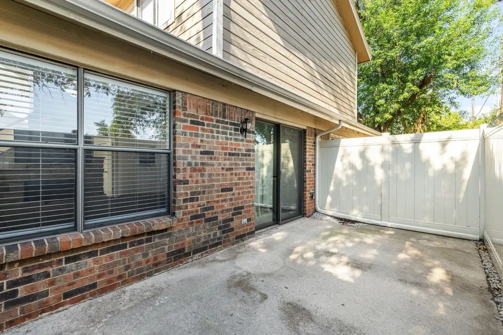 2240 Tarpley Road Carrollton TX 75006