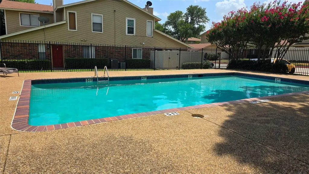 2240 Tarpley Road Carrollton TX 75006