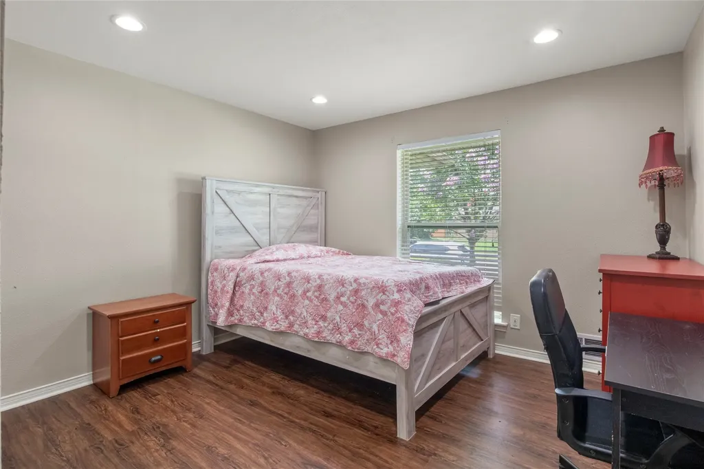 1506 Lexington Drive Garland TX 75041