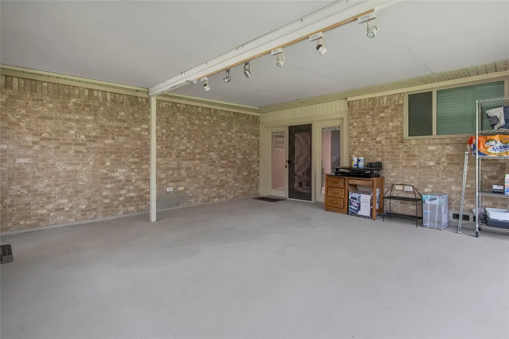 1506 Lexington Drive Garland TX 75041