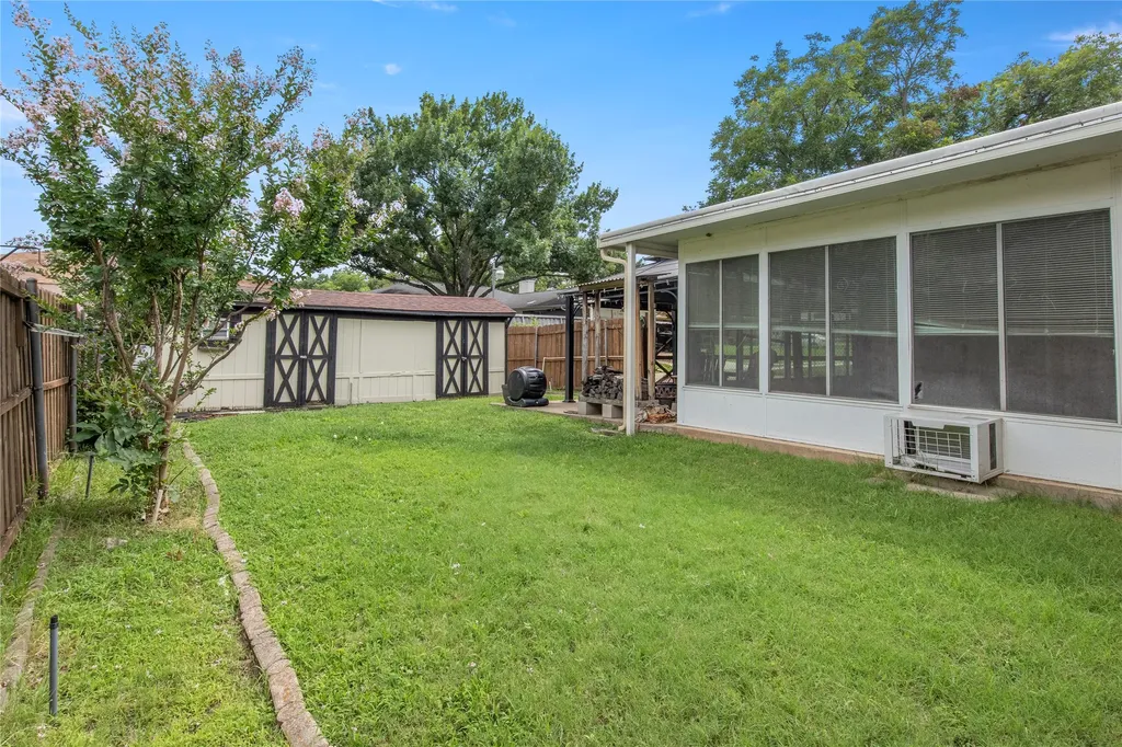 1506 Lexington Drive Garland TX 75041
