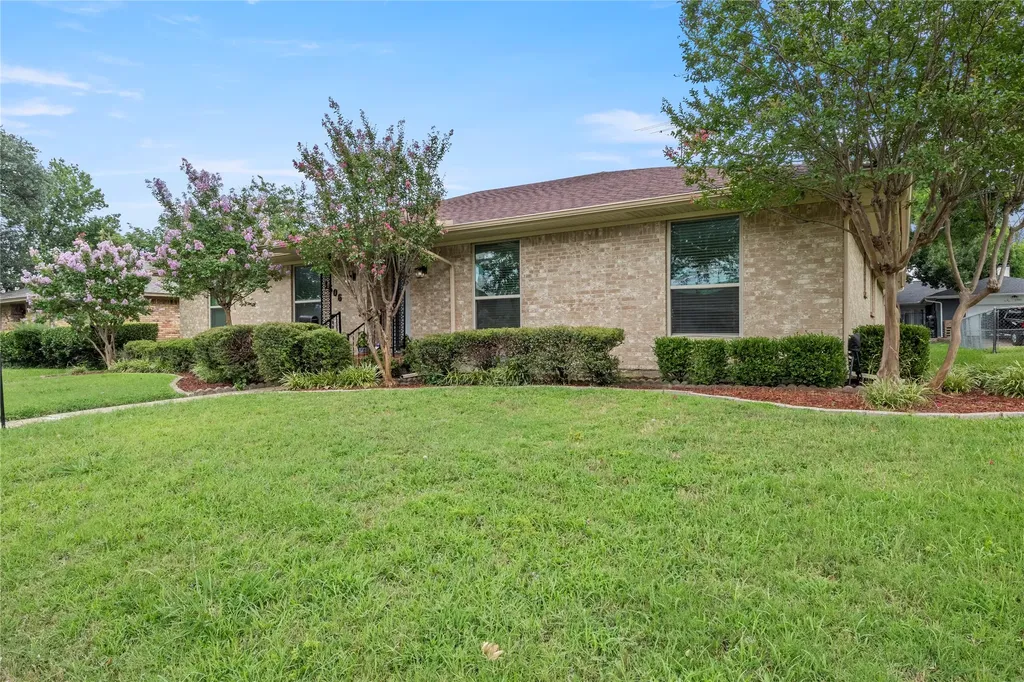 1506 Lexington Drive Garland TX 75041