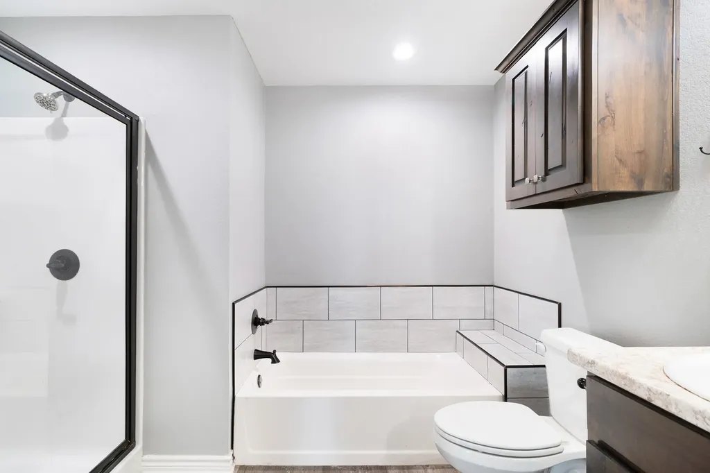 735 Todd Street Blossom TX 75416