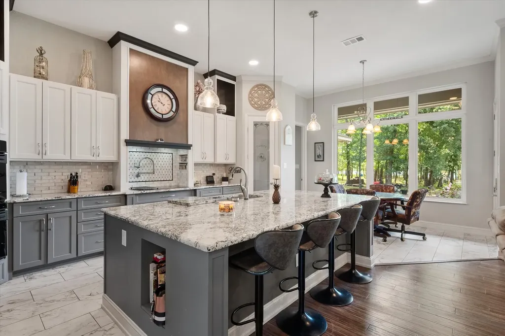 930 Waters Edge Drive Corsicana TX 75109