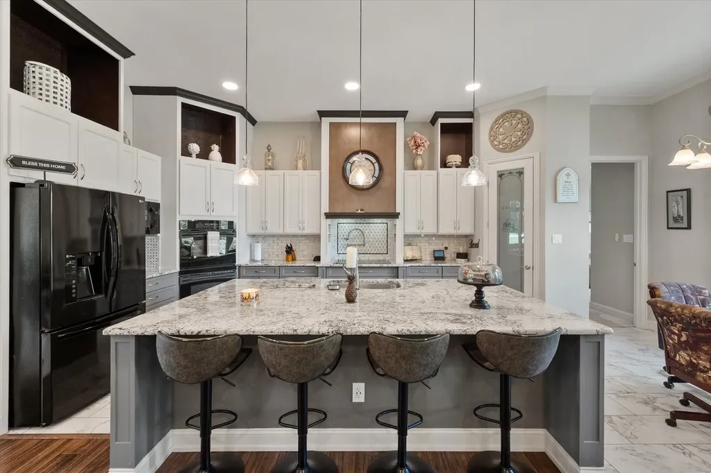 930 Waters Edge Drive Corsicana TX 75109