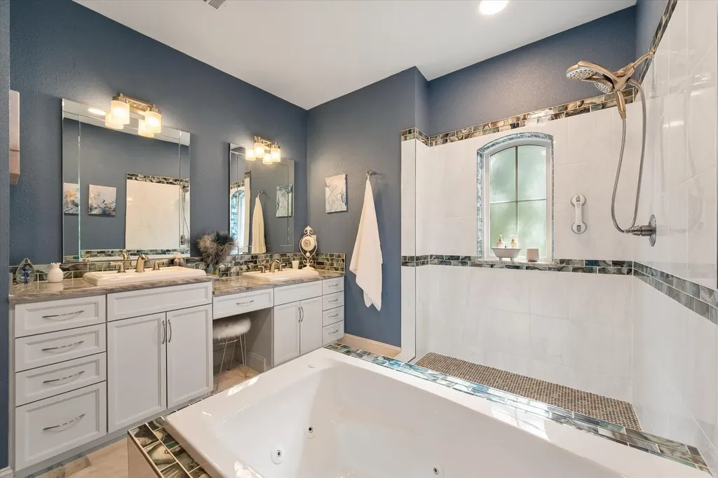 930 Waters Edge Drive Corsicana TX 75109