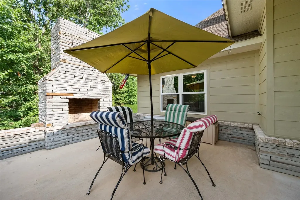 930 Waters Edge Drive Corsicana TX 75109