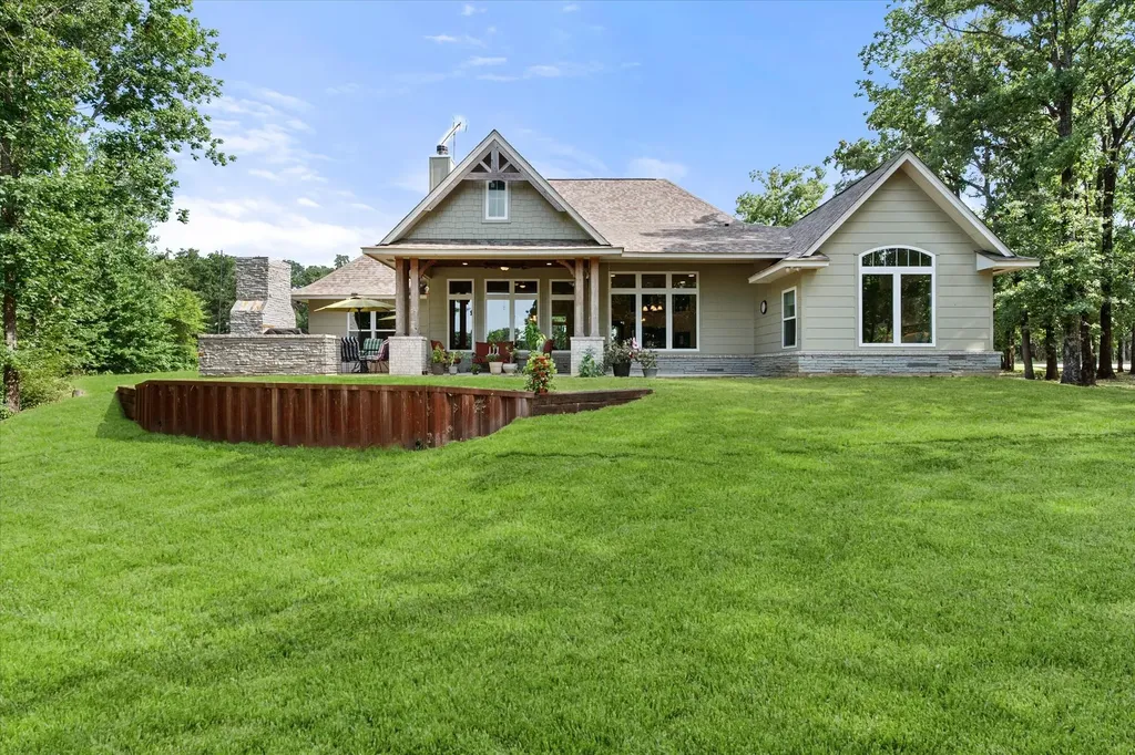 930 Waters Edge Drive Corsicana TX 75109