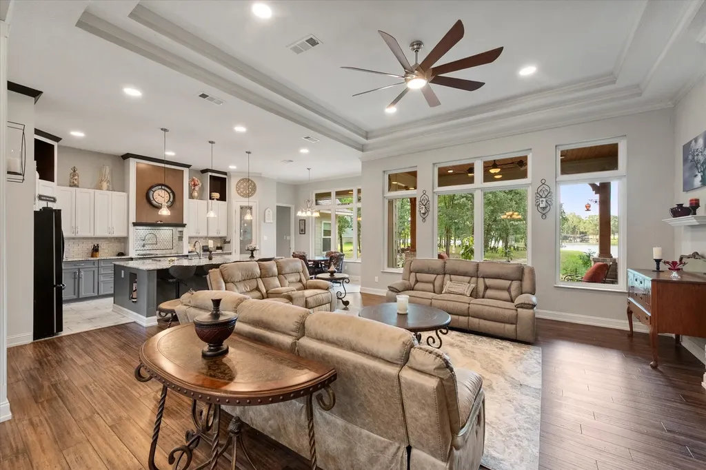 930 Waters Edge Drive Corsicana TX 75109