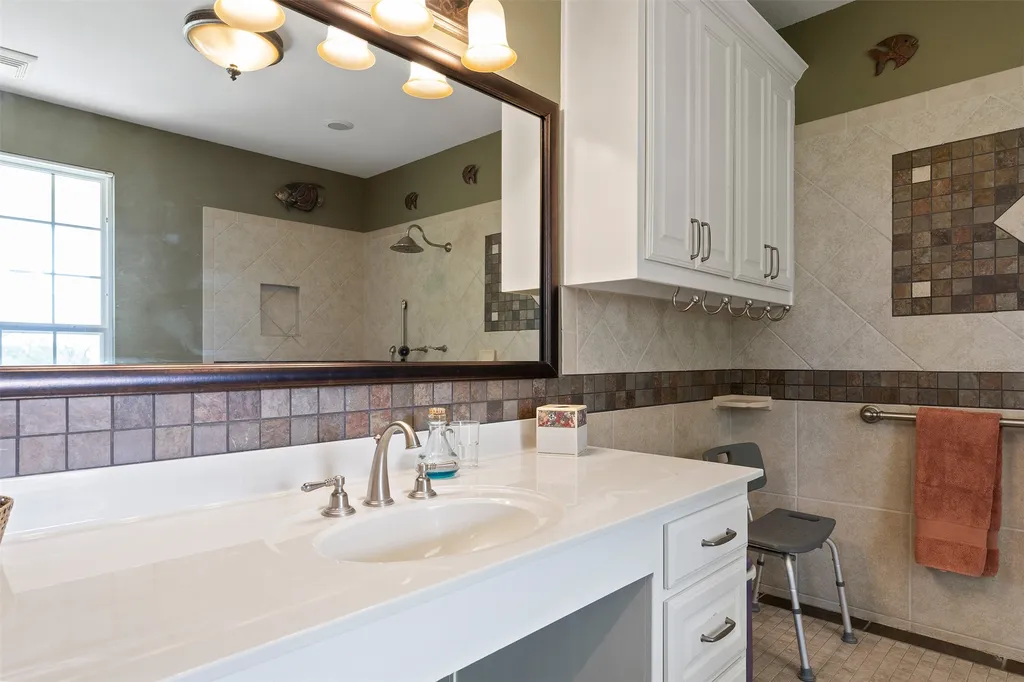 5270 Saddle Ridge Court Athens TX 75752