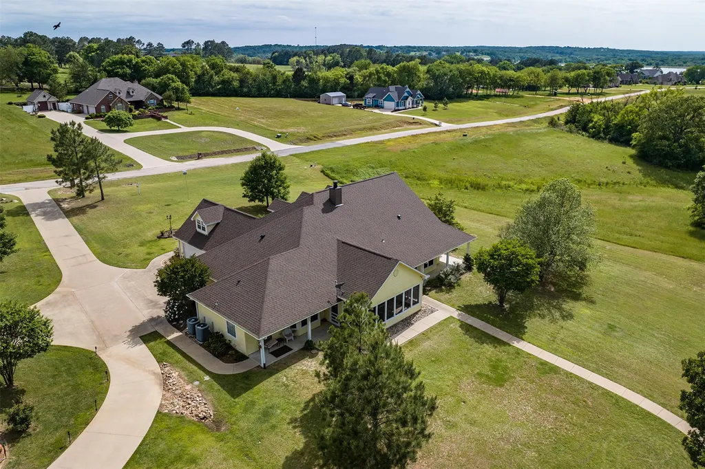 5270 Saddle Ridge Court Athens TX 75752