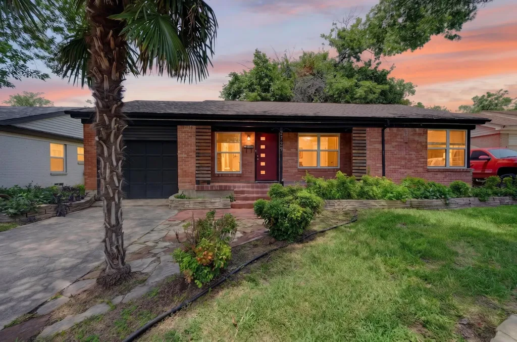 2729 Province Lane Dallas TX 75228