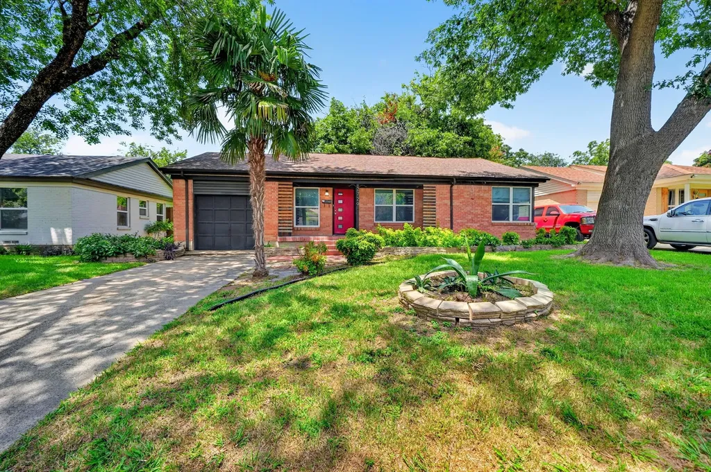 2729 Province Lane Dallas TX 75228