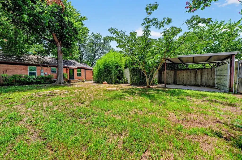 2729 Province Lane Dallas TX 75228