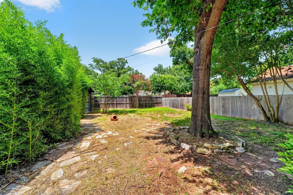 2729 Province Lane Dallas TX 75228