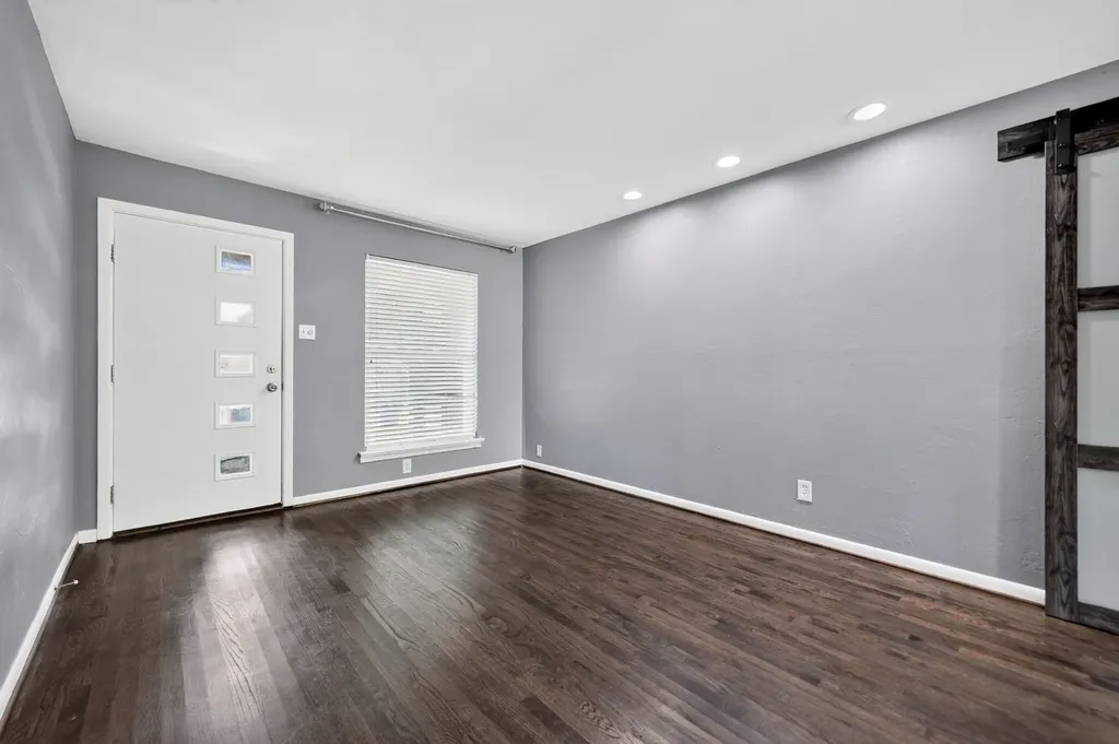 2729 Province Lane Dallas TX 75228
