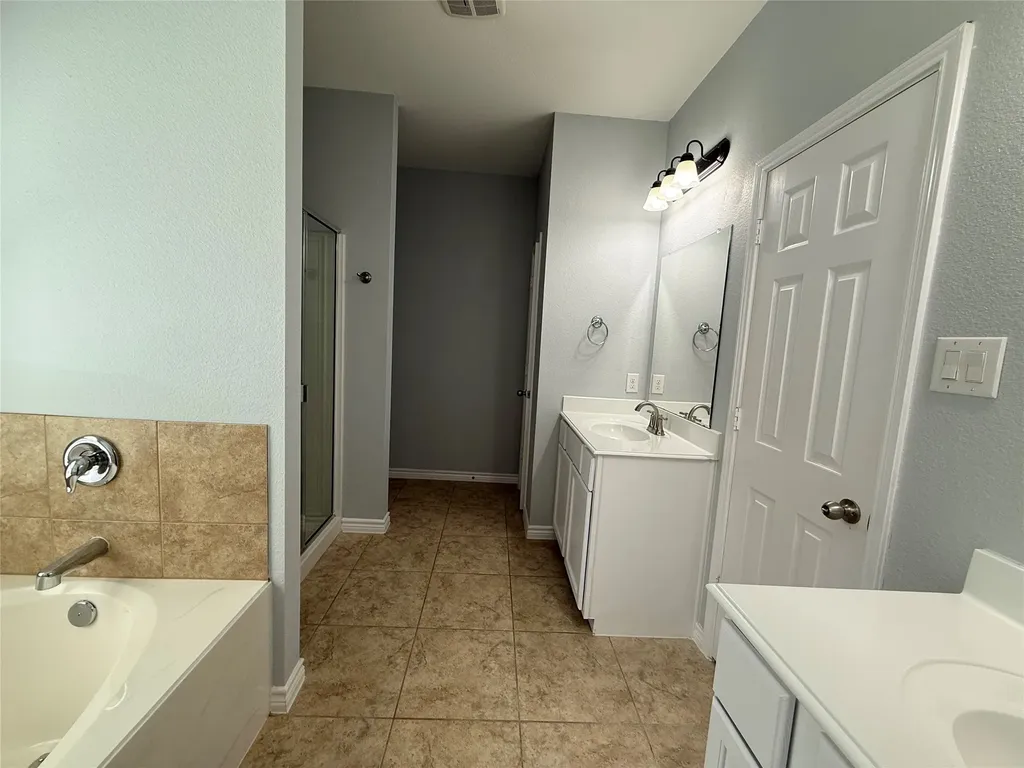 5667 Mountain Hollow Drive Dallas TX 75249