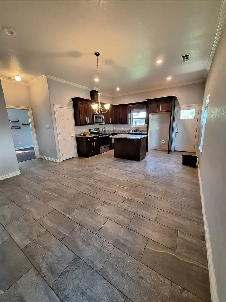 4107 Canada Drive Dallas TX 75212
