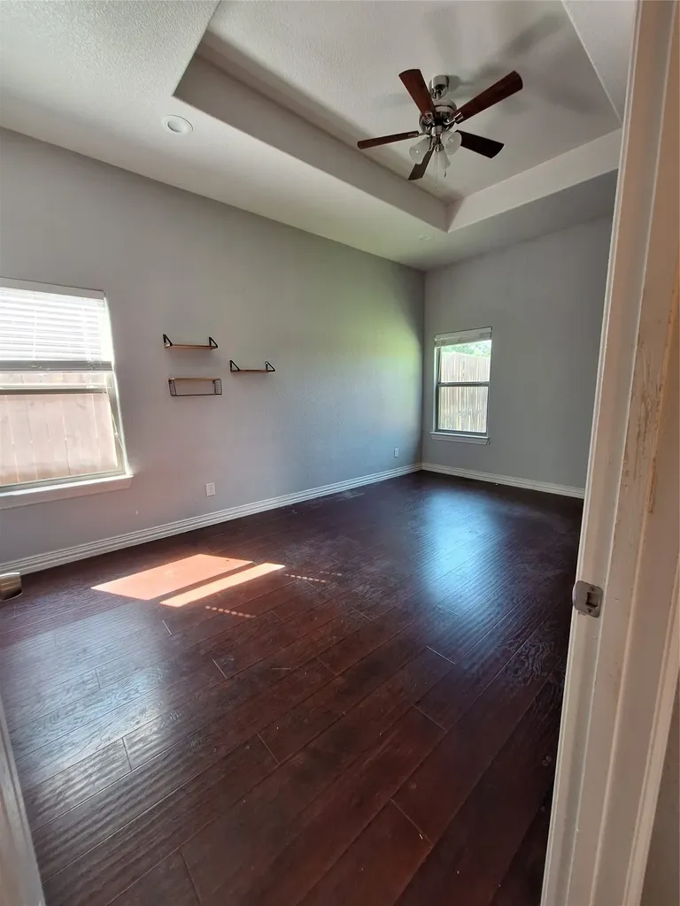 4107 Canada Drive Dallas TX 75212