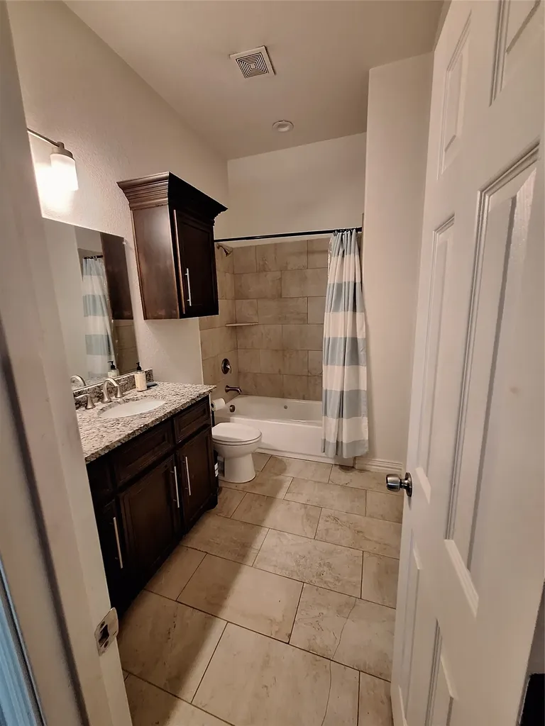 4107 Canada Drive Dallas TX 75212