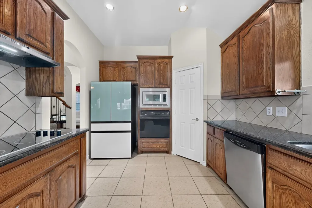 2201 Trickling Creek Drive Garland TX 75041