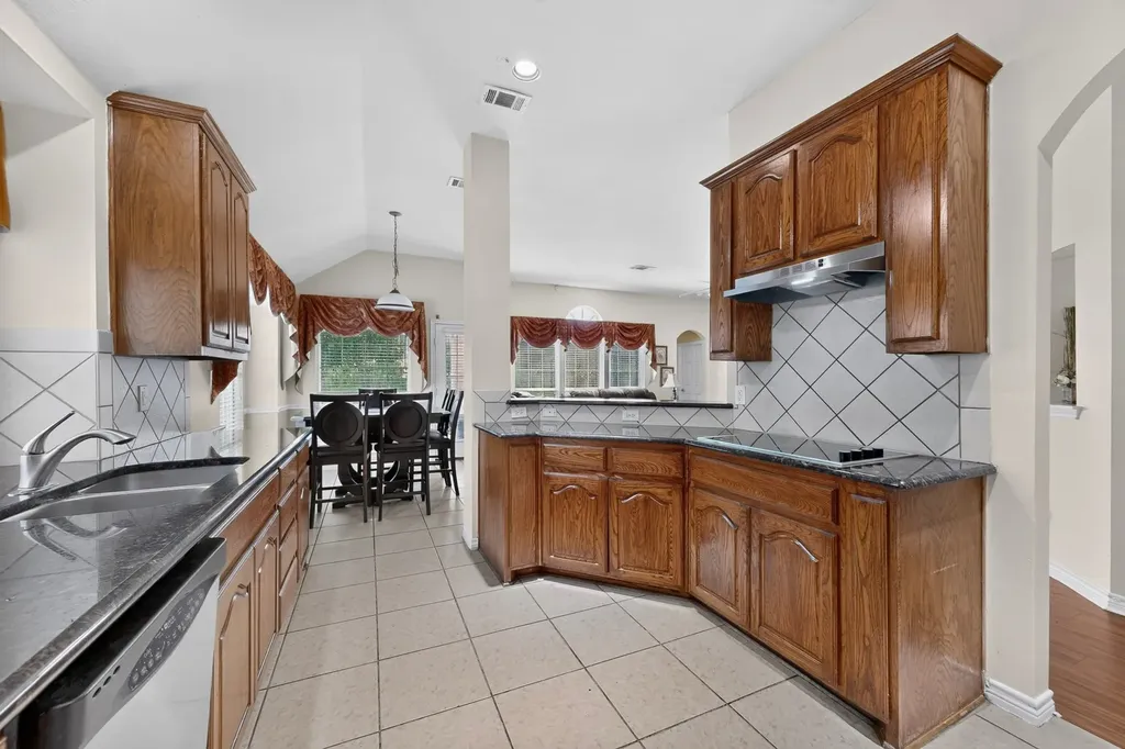 2201 Trickling Creek Drive Garland TX 75041