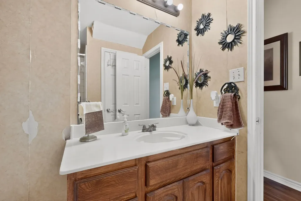 2201 Trickling Creek Drive Garland TX 75041