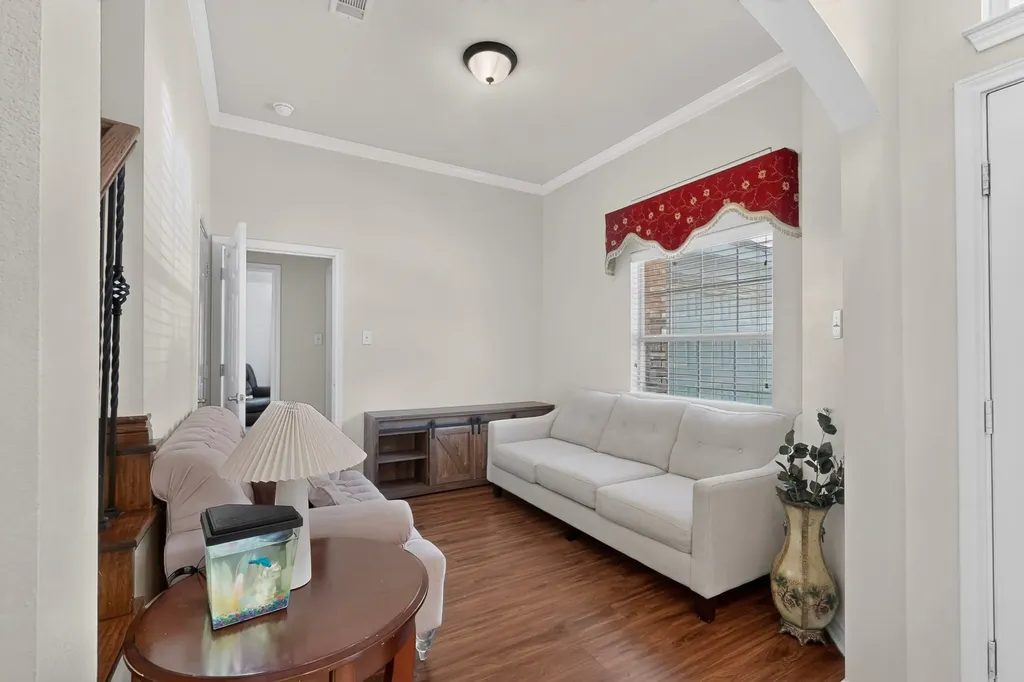 2201 Trickling Creek Drive Garland TX 75041