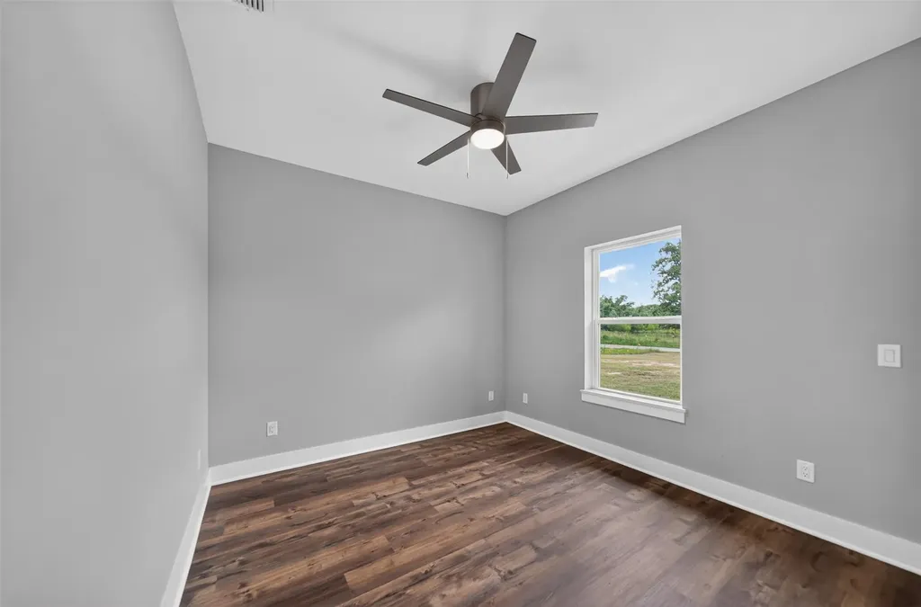 391 County Road 1610 Alba TX 75410