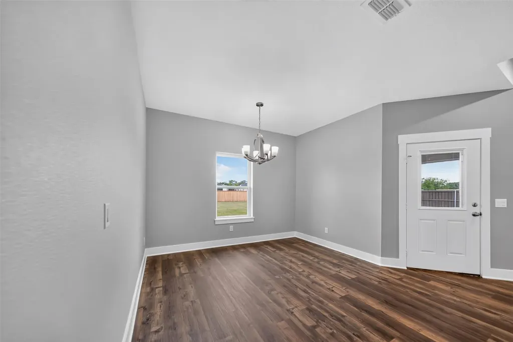 391 County Road 1610 Alba TX 75410