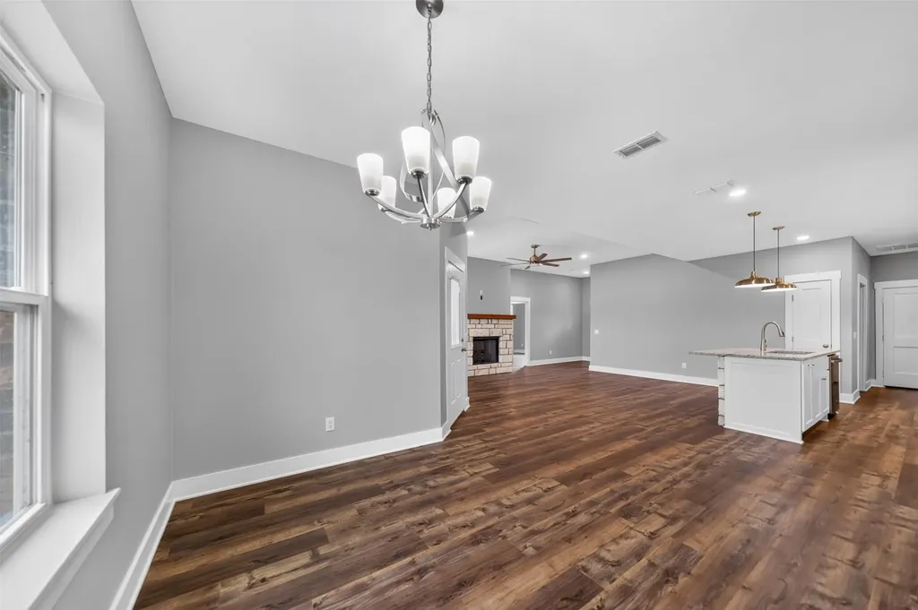 391 County Road 1610 Alba TX 75410