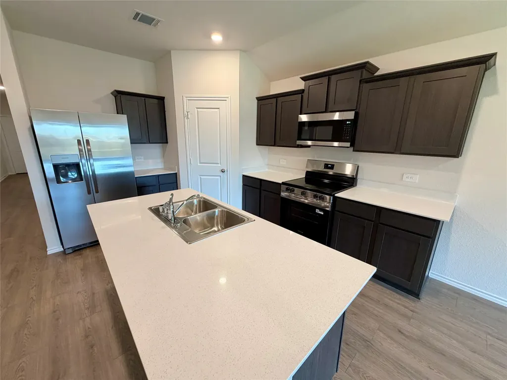 3334 Catamount Drive Sherman TX 75021