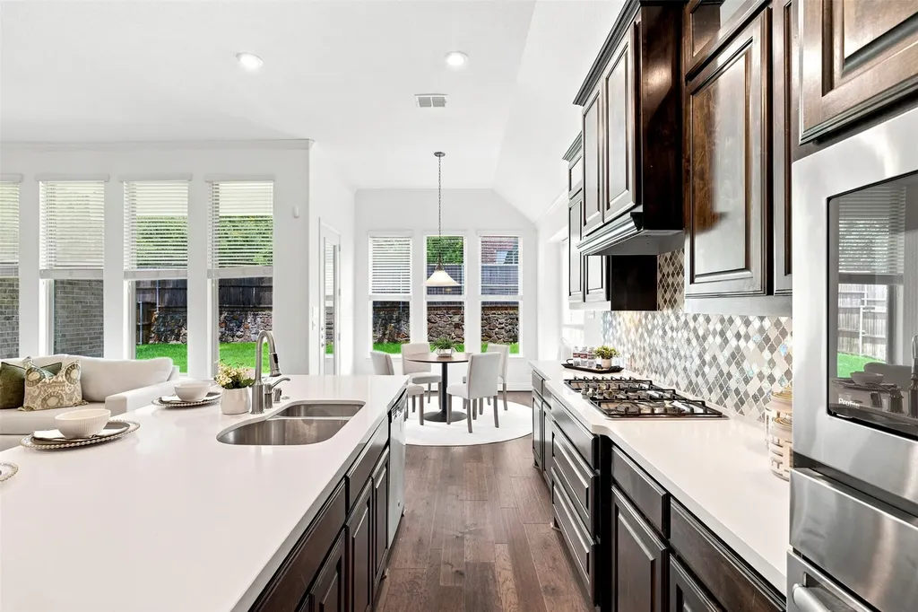 17632 Pinyon Lane Dallas TX 75252