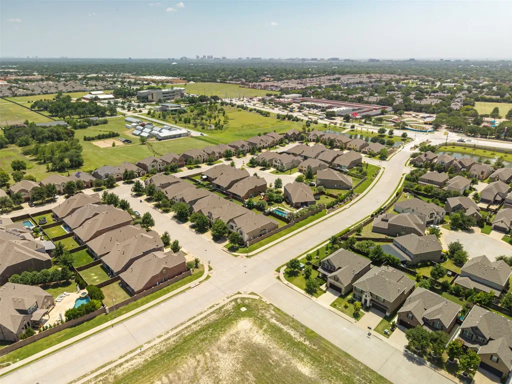 17632 Pinyon Lane Dallas TX 75252
