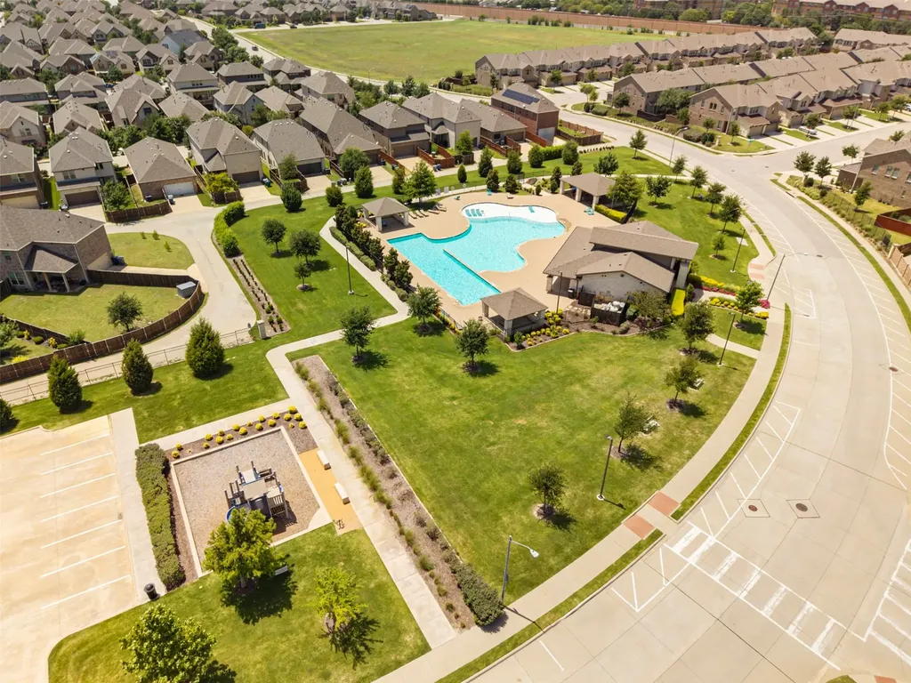 17632 Pinyon Lane Dallas TX 75252