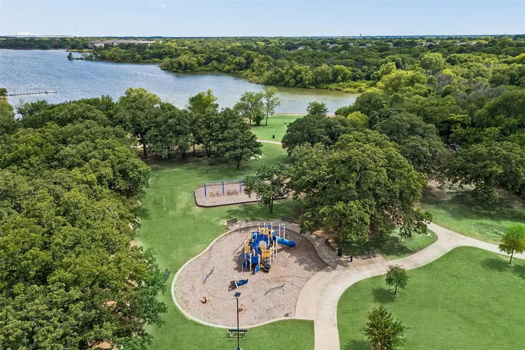 612 Myers Drive Lake Dallas TX 75065